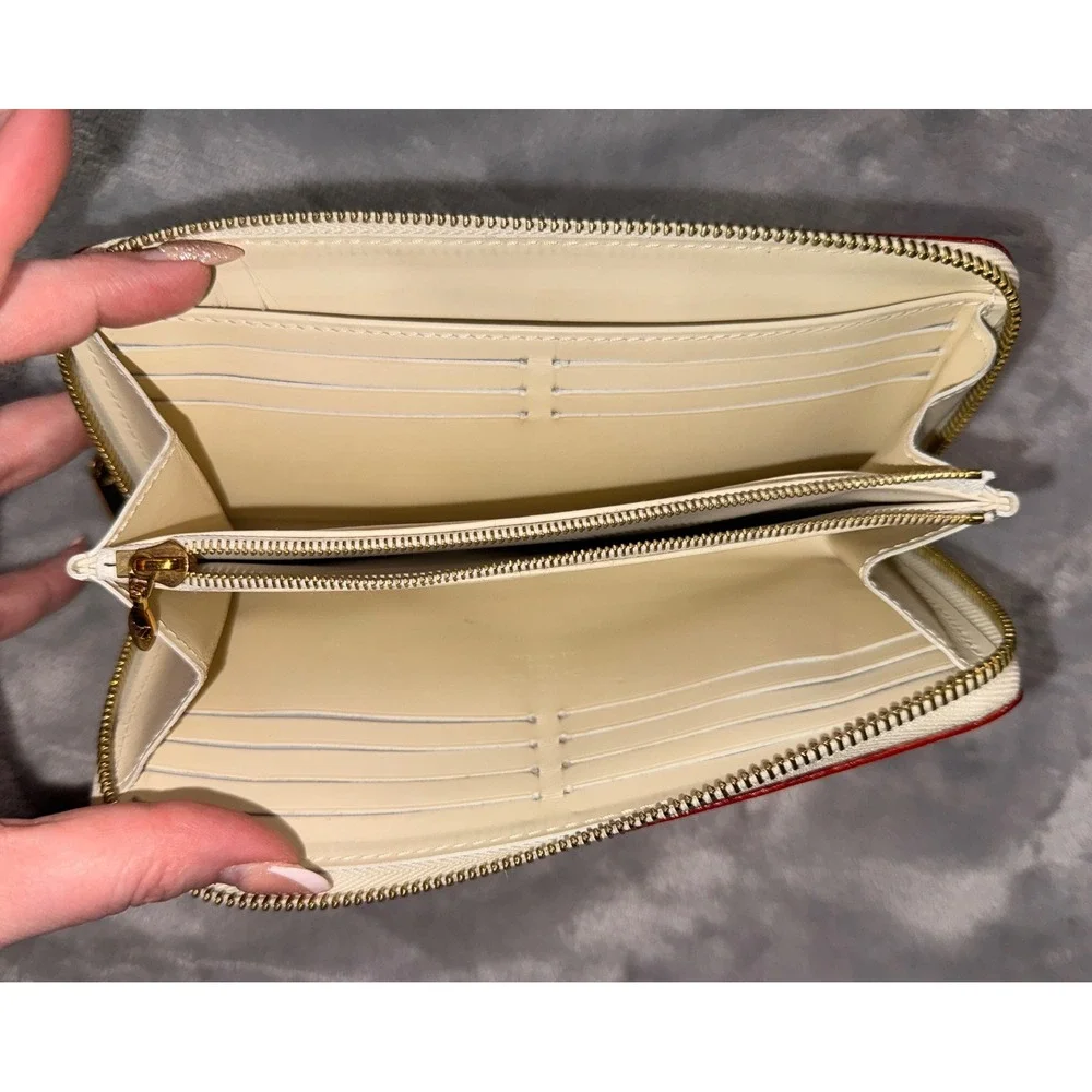 Louis Vuitton Zippy Wallet Cream Leather Studded Gold Hardware w/‎ COA